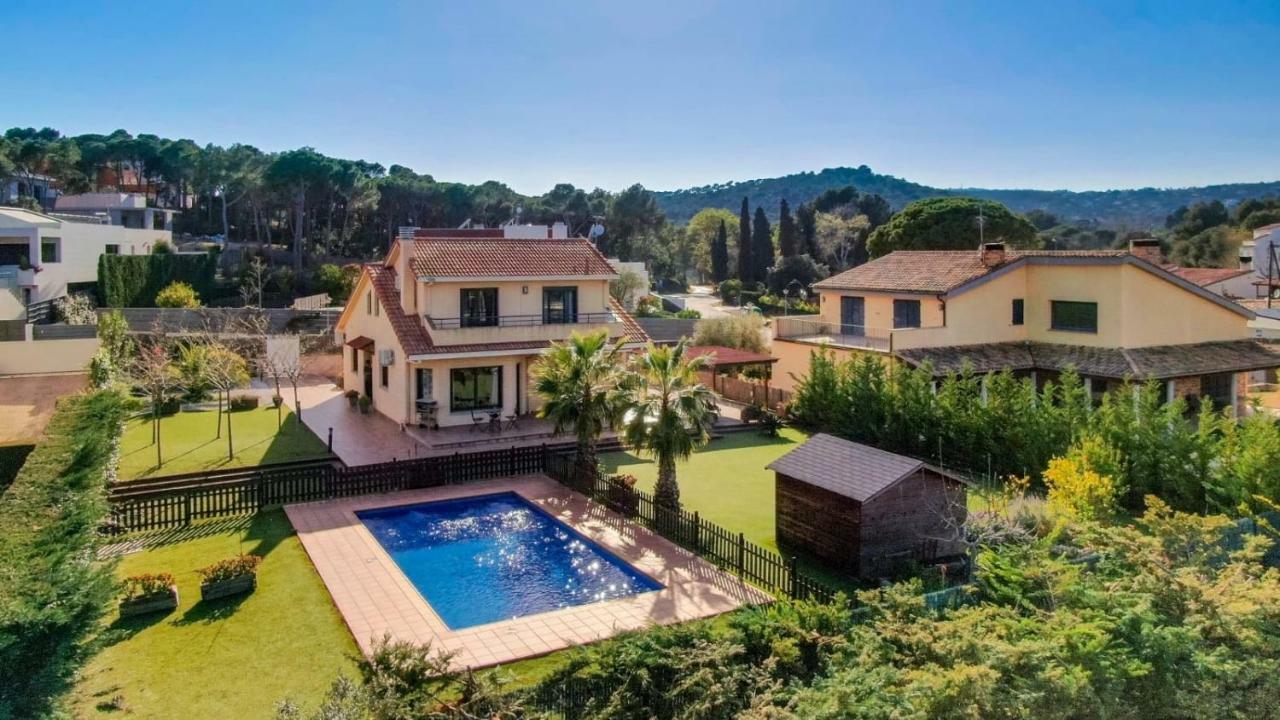 Luxury Villa Near The Sea Сан Антони де Калоне Екстериор снимка